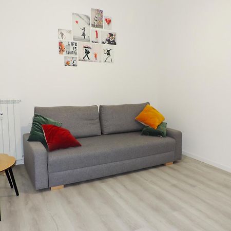 Kalu Apartment Рим Екстериор снимка